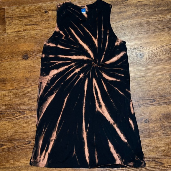 Old Navy Dresses & Skirts - Casual Crewneck Black Custom Bleach Dye Orange Spiral Sleeveless Dress Size M